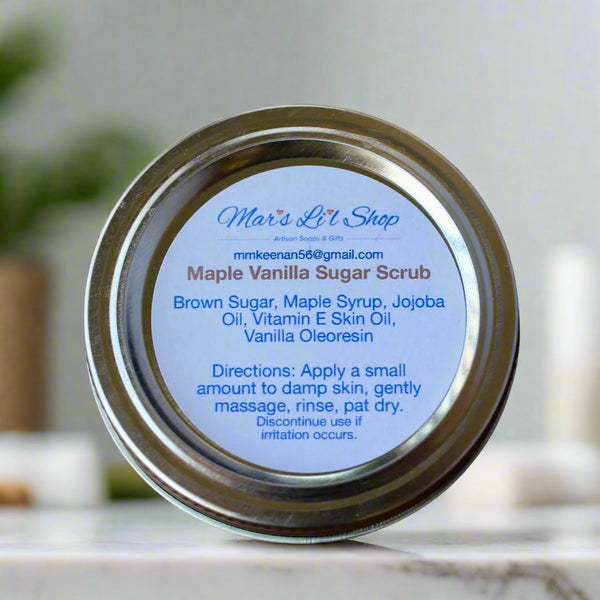 This sweet scrub blends rich, golden Maple Syrup with warm Vanilla Oleoresin and Brown sugar crystals to gently exfoliate and nourish the skin. Its warm, 