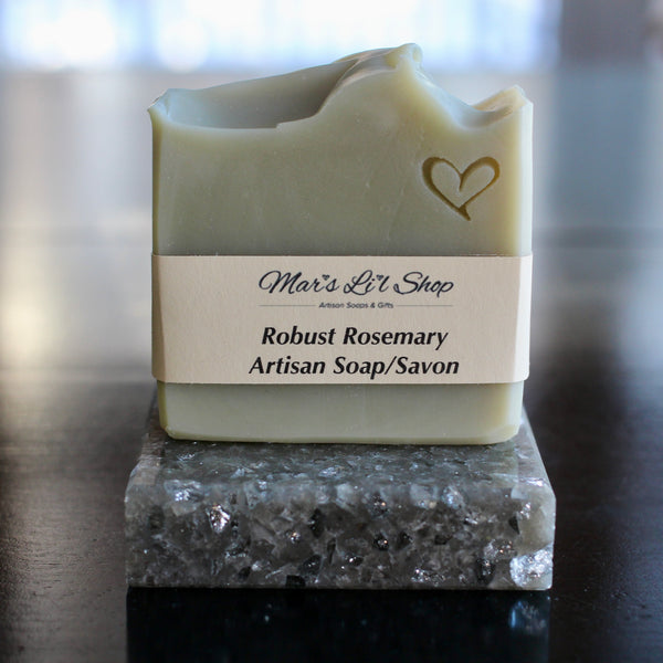 Rosemary Essential Oil has antimicrobial and antiseptic properties that have been known to help soothe dry and oily skin. Rosemary essential oil can also act as one of nature's best relaxers. Paired with French Green Clay that is famous for its wonderful detoxification and purification properties, this bar cleanses, exfoliates, smoothes and softens the skin.