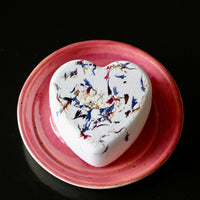 🛀🏻 💕 Drop one of these sweet little hearts into the tub for the aromatherapy fizzy soak that we all know and love.  With the warm musky scent of Patchouli essential oil you can enjoy a quiet moment and destress after a long day.  🛀🏻 💕  Ingredients: Baking Soda, Citric Acid, Purple Clay, Dark Patchouli Essential Oil, Dried Cornflower Petals, Witch Hazel